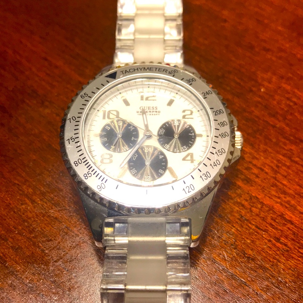 Vintage Guess watch needs battery!